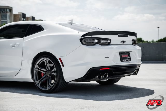 Used 2019 Chevrolet Camaro SS RWD image 57