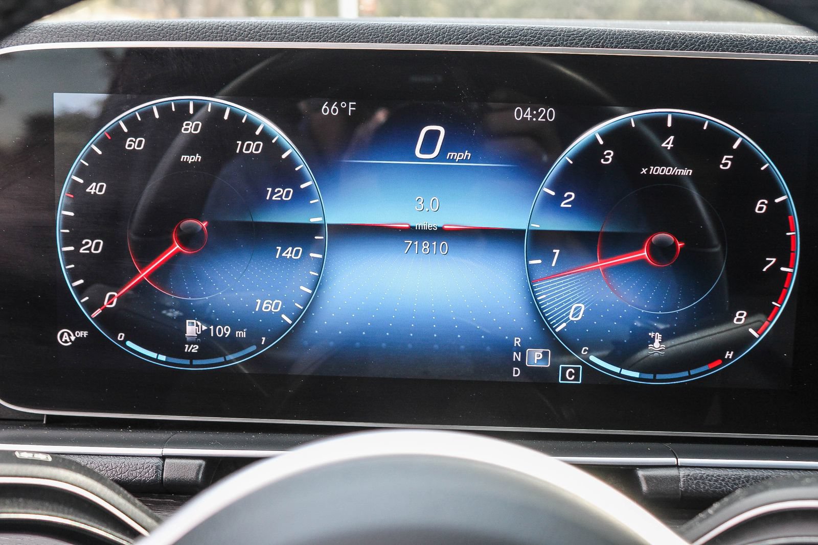 Certified 2021 Mercedes-Benz GLE 350 4MATIC w/ Premium Package image 24