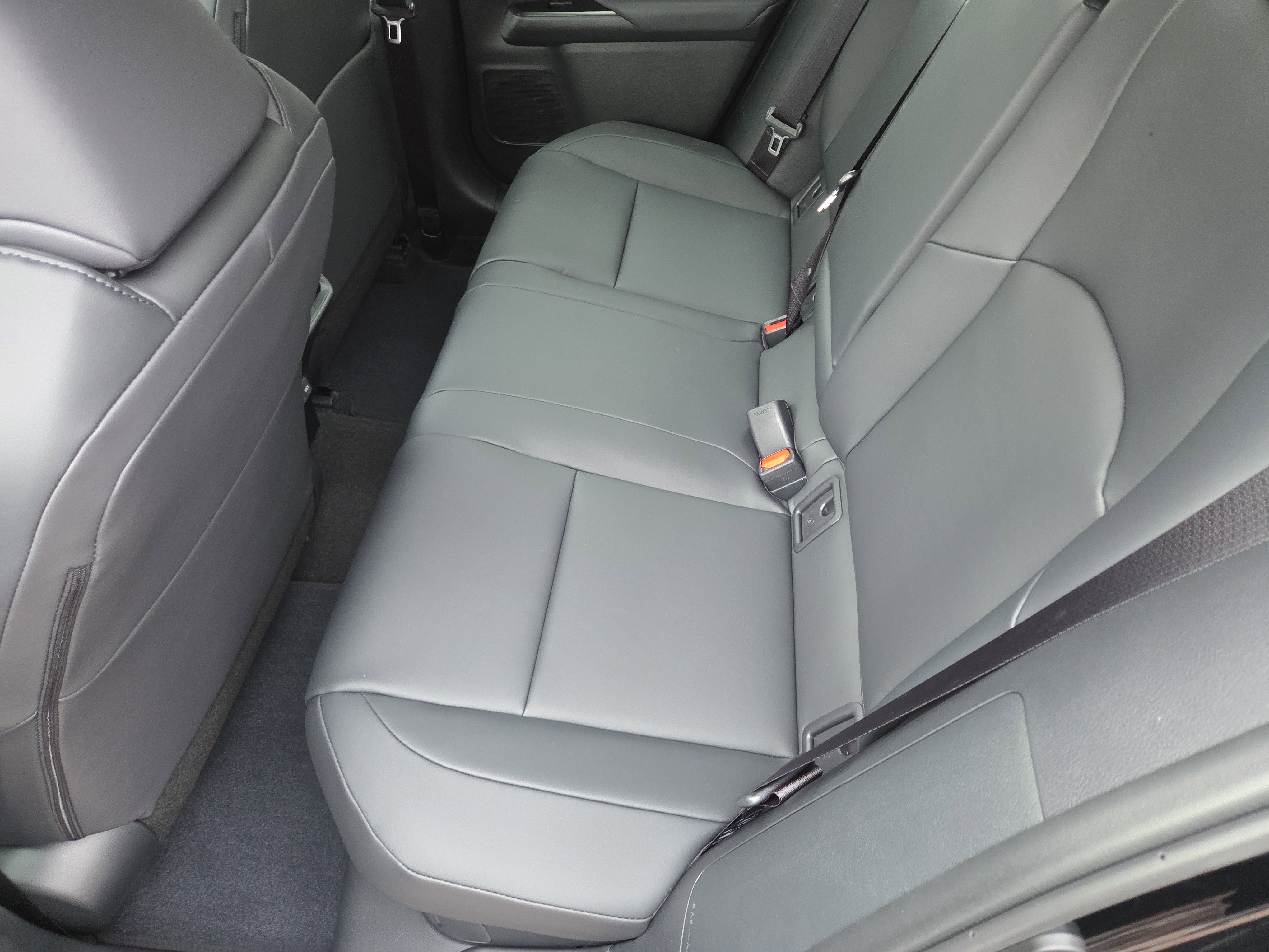 New 2025 Lexus UX 300h AWD image 9