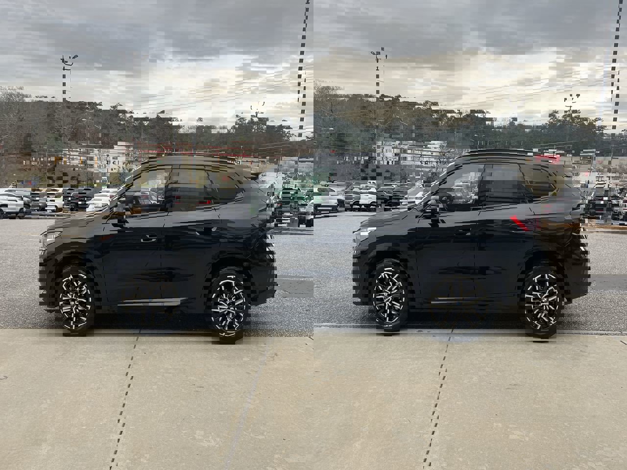 Certified 2023 BMW X1 xDrive28i w/ M Sport Package image 5