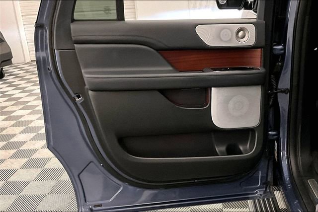 Used 2023 Lincoln Navigator L Reserve image 20