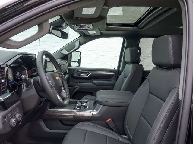 New 2026 Chevrolet Silverado 3500 LTZ w/ LTZ Plus Package AWD/4WD image 18
