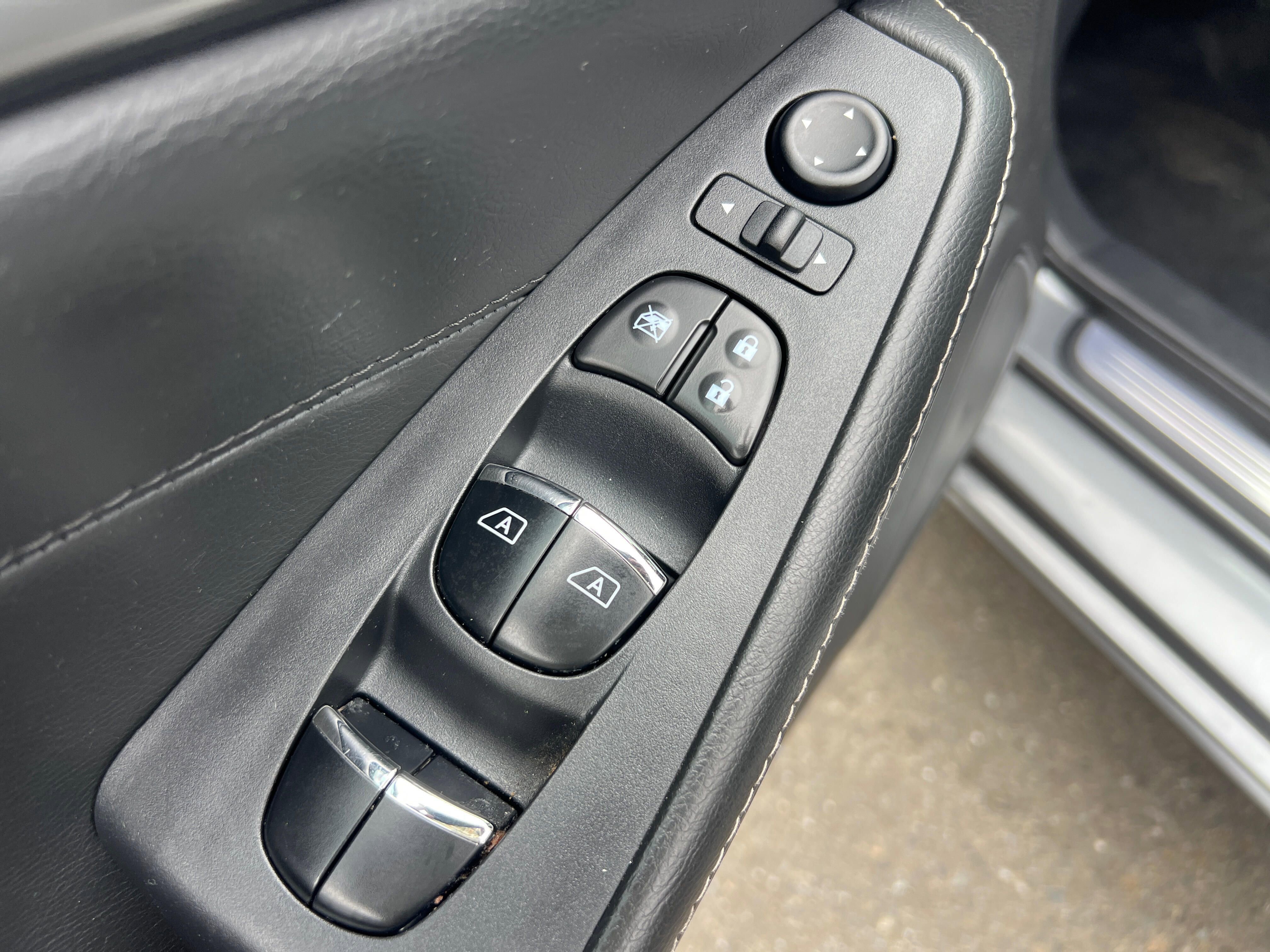 Used 2019 Nissan Maxima 3.5 SV w/ Floor Mat Group FWD image 24