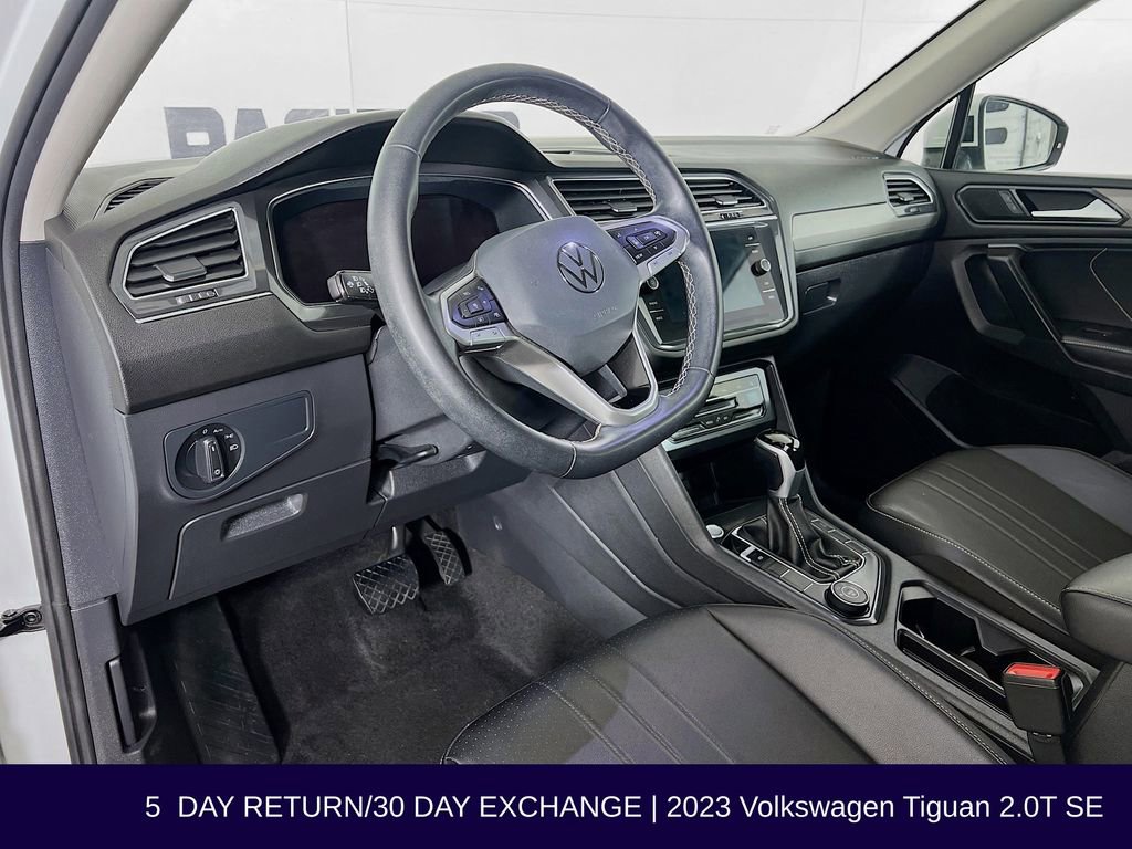 Used 2023 Volkswagen Tiguan SE image 10