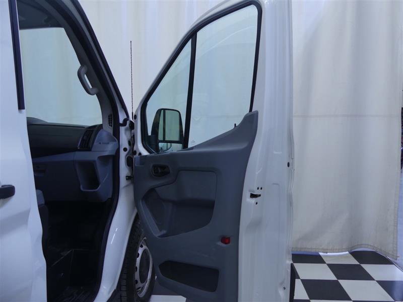 Used 2018 Ford Transit 250 148 Medium Roof image 20