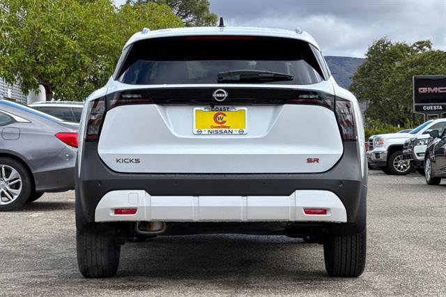 New 2026 Nissan Kicks SR image 6