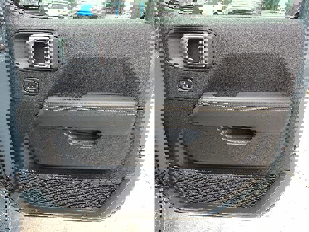 New 2026 Jeep Gladiator Sport image 28