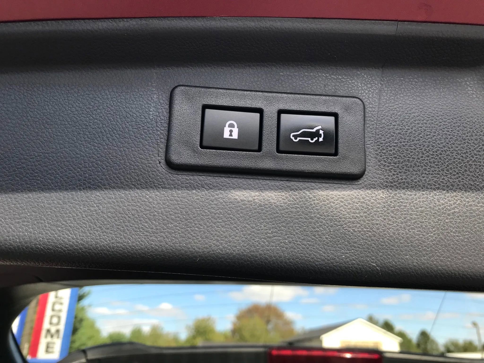 Used 2023 Subaru Outback Premium image 37