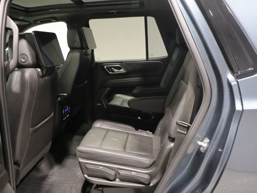 Used 2021 Chevrolet Tahoe Z71 w/ Z71 Off-Road Package AWD/4WD image 18