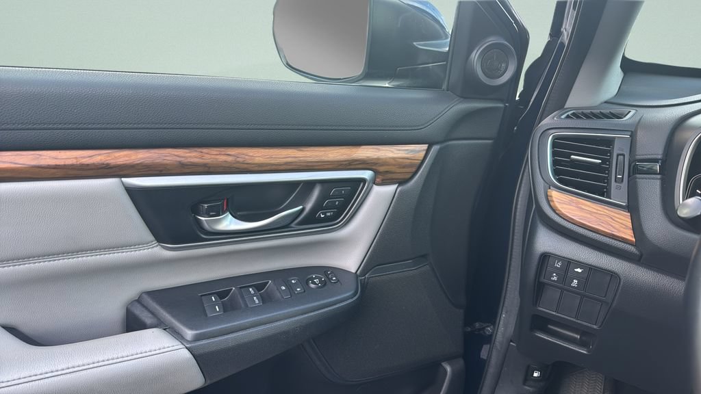 Used 2017 Honda CR-V EX-L image 16