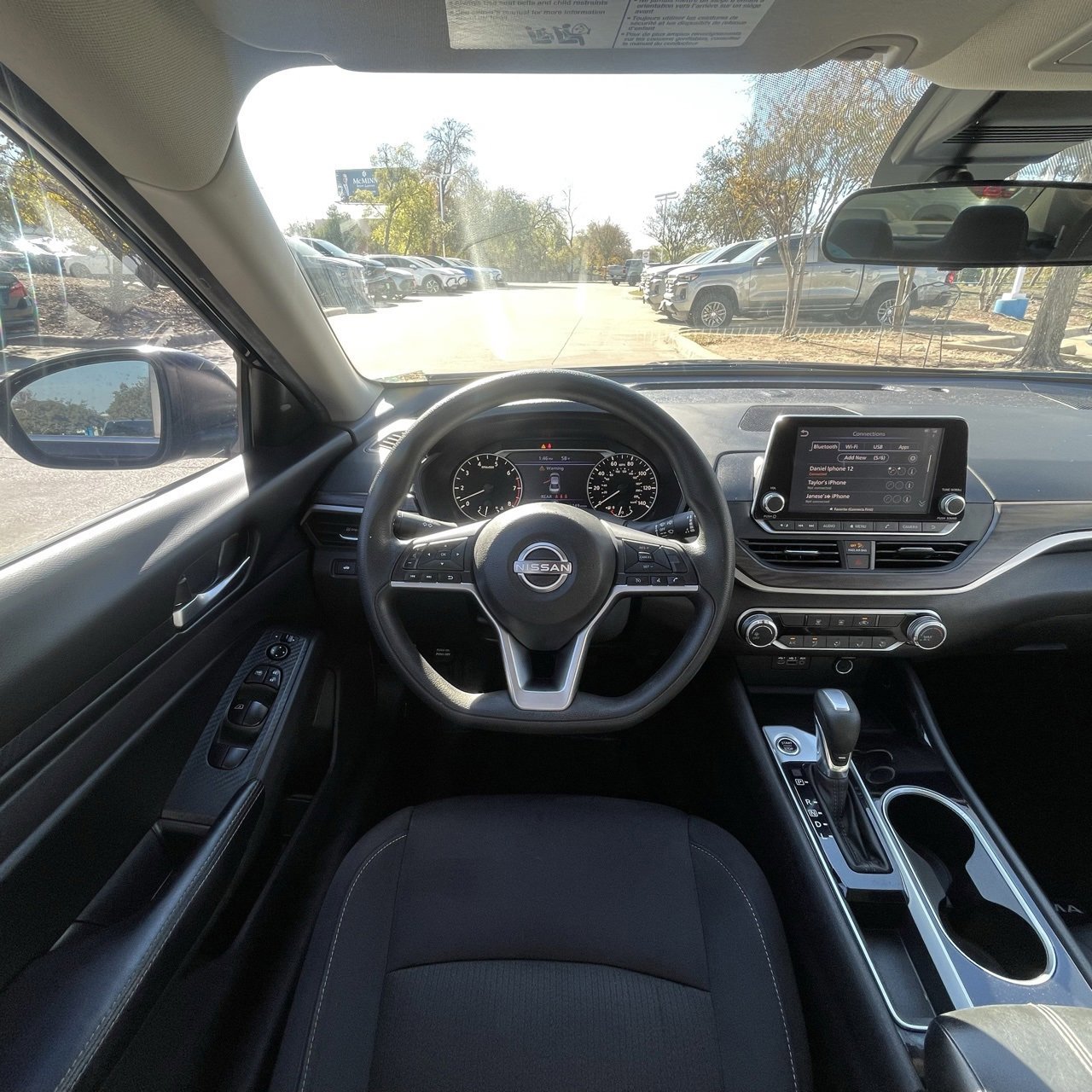 Used 2024 Nissan Altima 2.5 SV image 11