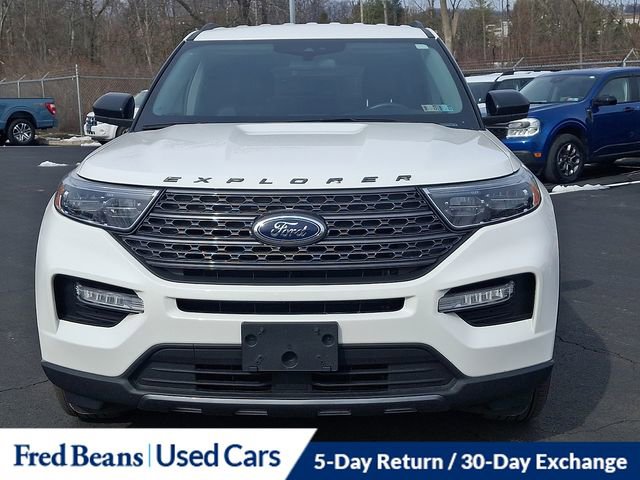 Used 2023 Ford Explorer XLT w/ Equipment Group 202A AWD/4WD image 3