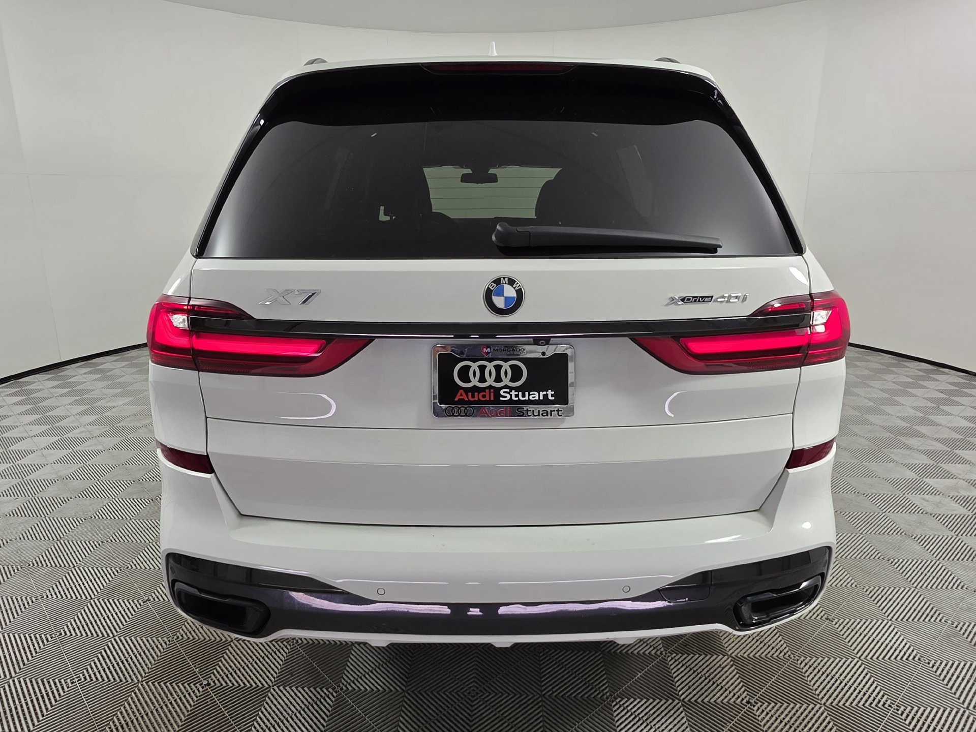 Used 2021 BMW X7 xDrive40i w/ M Sport Package AWD/4WD image 41