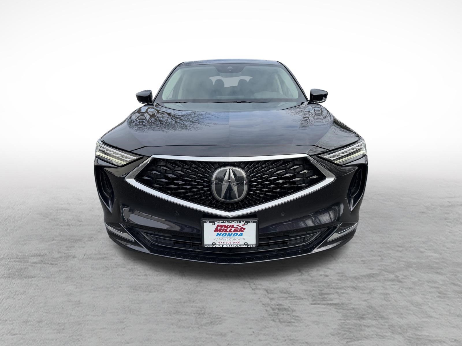 Used 2023 Acura MDX SH-AWD w/ Technology Package image 2