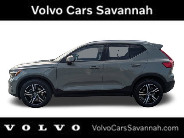 Certified 2023 Volvo XC40 B5 Core w/ Convenience Package image 9