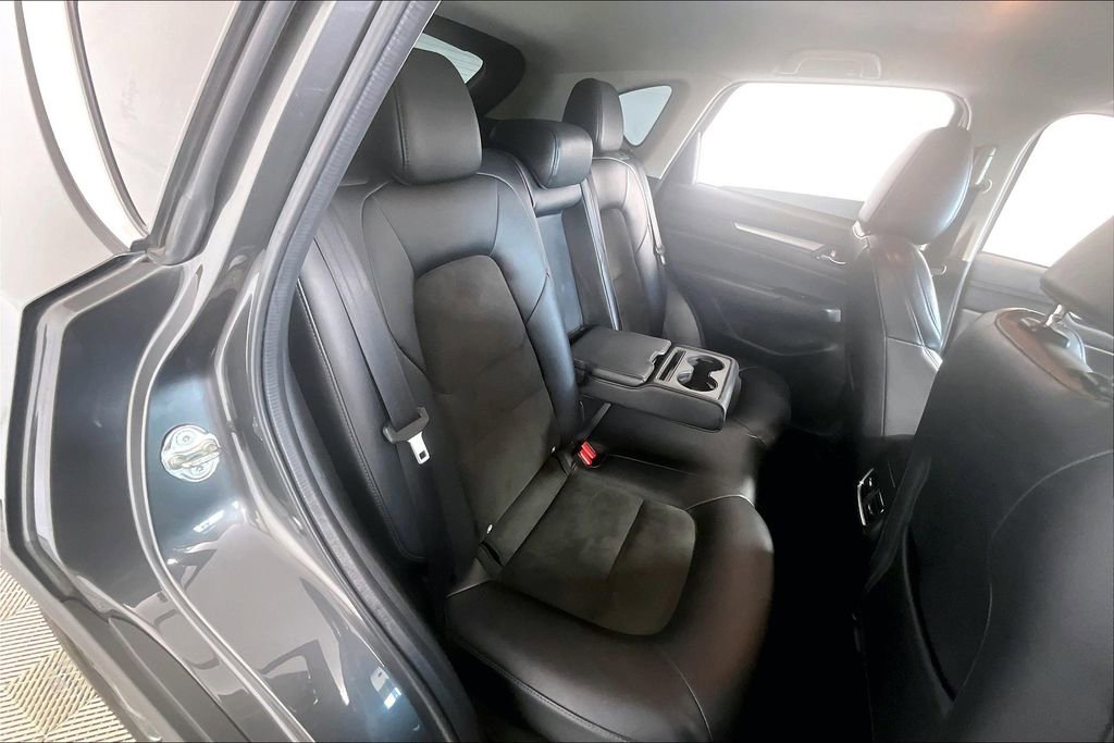 Used 2018 MAZDA CX-5 Touring image 27