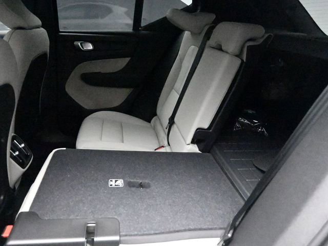 New 2026 Volvo XC40 B5 Plus w/ Protection Package Premier image 22