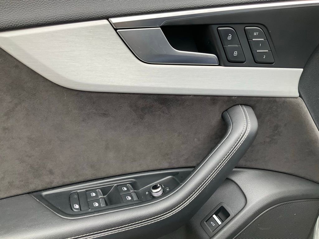 Used 2019 Audi S4 Premium Plus w/ Premium Plus Package image 23