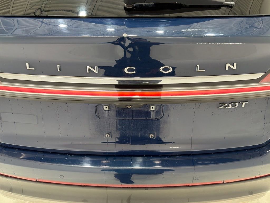 Used 2019 Lincoln Nautilus Reserve image 29