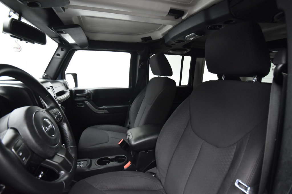 Used 2013 Jeep Wrangler Unlimited Sport AWD/4WD image 8