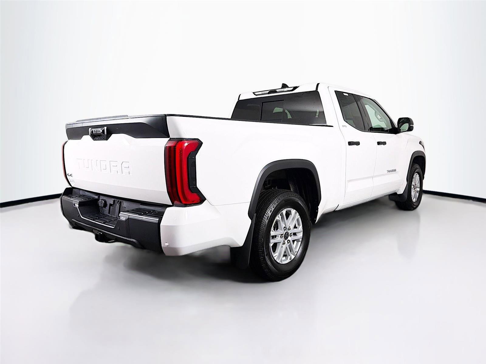Used 2023 Toyota Tundra SR5 w/ SR5 Convenience Package image 7
