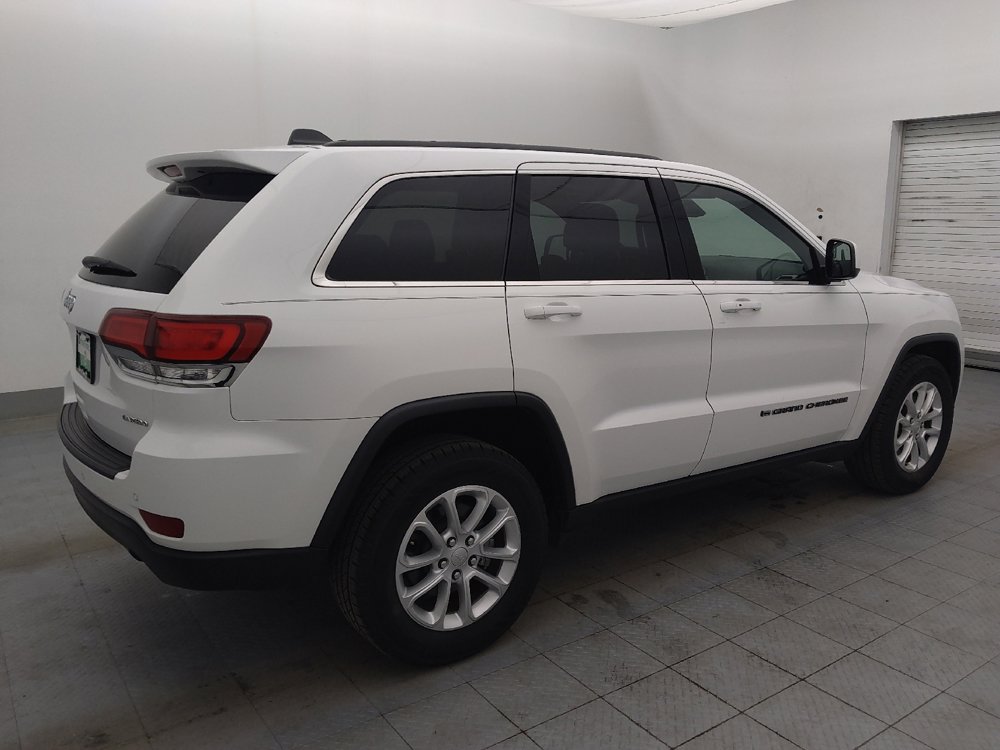 Used 2022 Jeep Grand Cherokee Laredo E RWD image 10