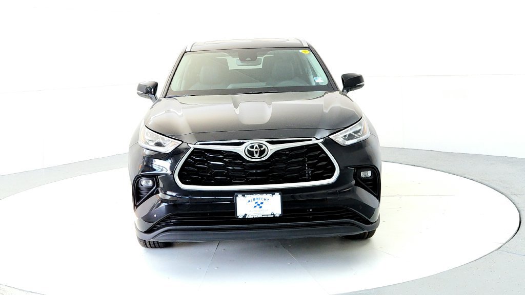 New 2026 Toyota Highlander Limited AWD/4WD image 8