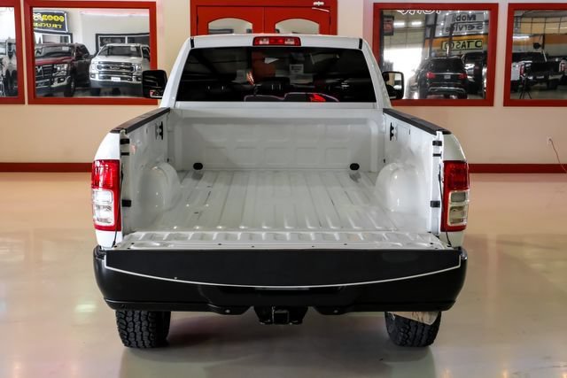Used 2024 RAM 3500 Big Horn AWD/4WD image 9