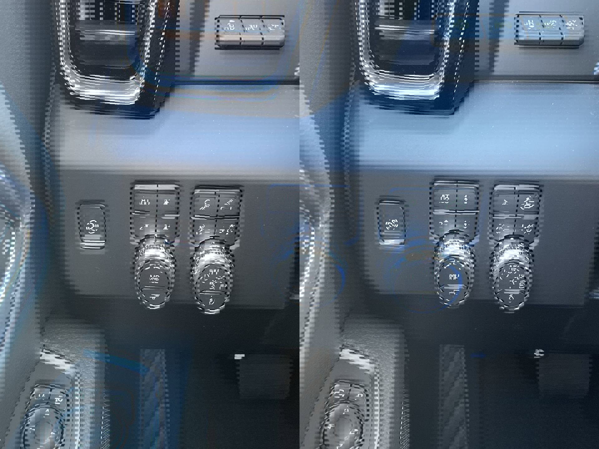 New 2026 GMC Sierra 1500 Denali image 36