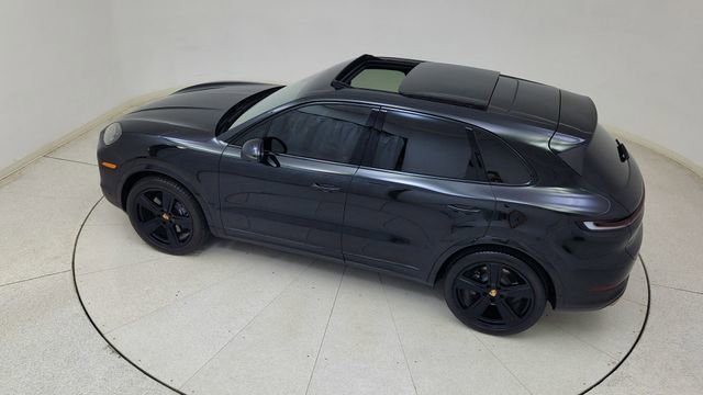 Used 2025 Porsche Cayenne w/ Premium Package image 81