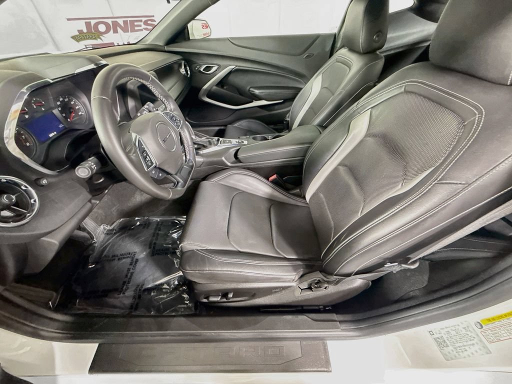 Used 2019 Chevrolet Camaro LT RWD image 23