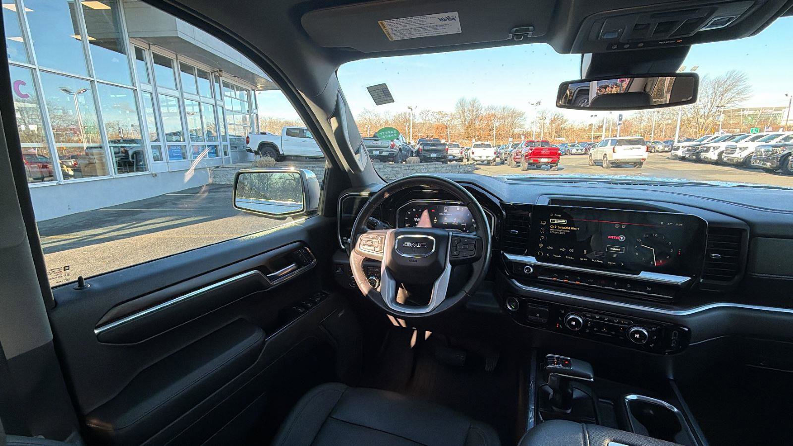 Used 2022 GMC Sierra 1500 SLT w/ SLT Premium Plus Package image 25