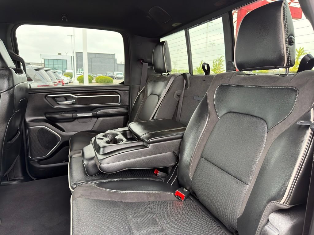 Used 2025 RAM 1500 Laramie w/ Sport Appearance Package AWD/4WD image 29