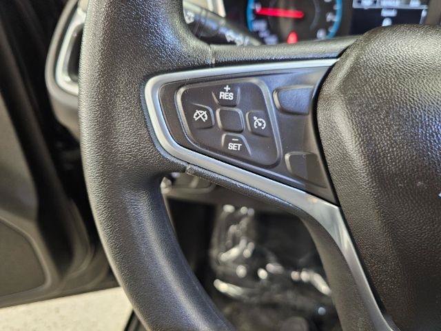 Used 2018 Chevrolet Equinox LS FWD image 17