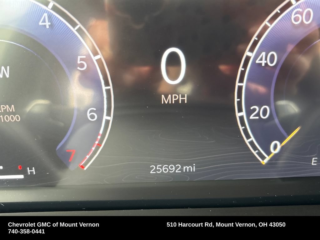 Used 2025 Jeep Grand Cherokee Altitude AWD/4WD image 19