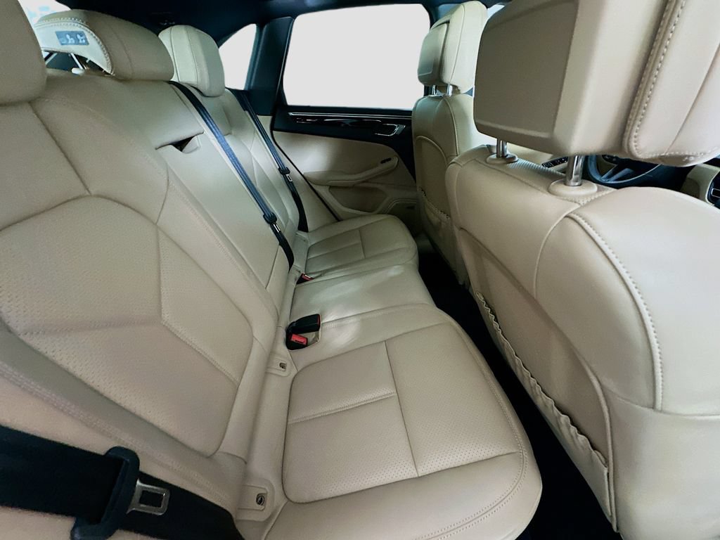 New 2026 Porsche Macan AWD/4WD image 29