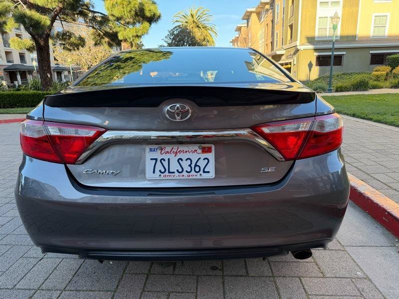 Used 2016 Toyota Camry SE FWD image 15