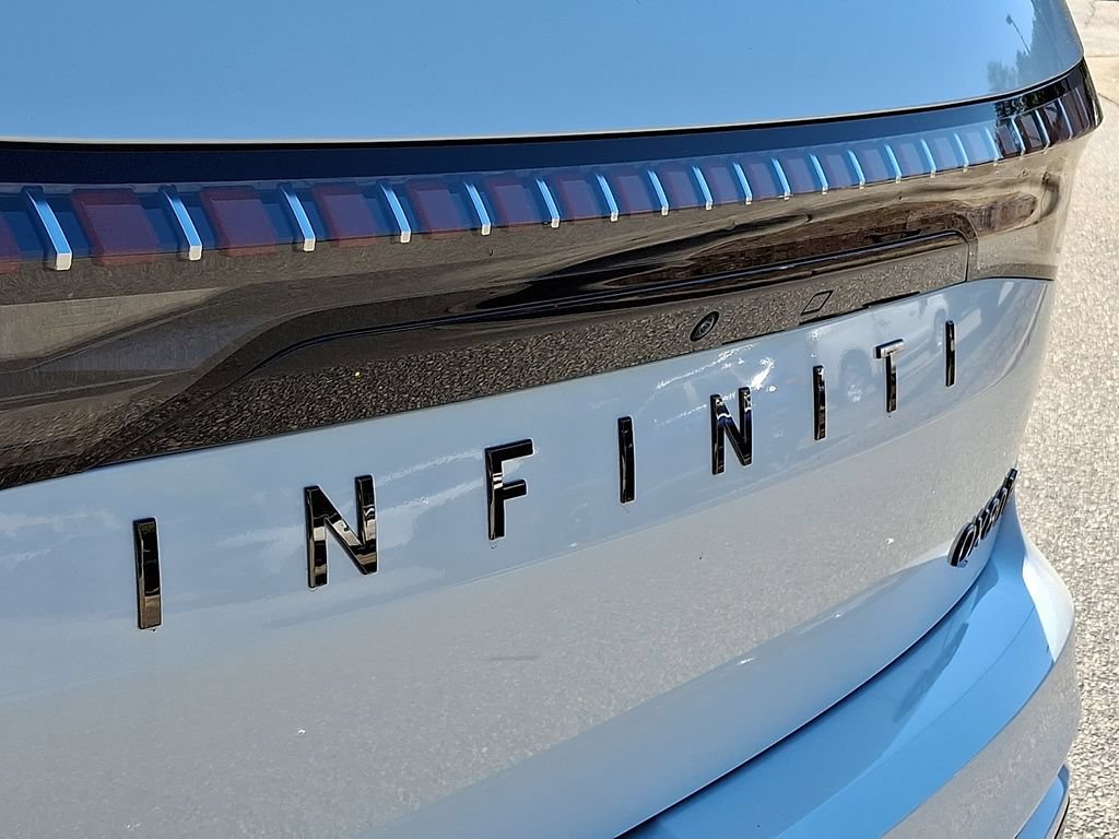 New 2027 INFINITI QX80 Autograph w/ Premium Cargo Package AWD/4WD image 17