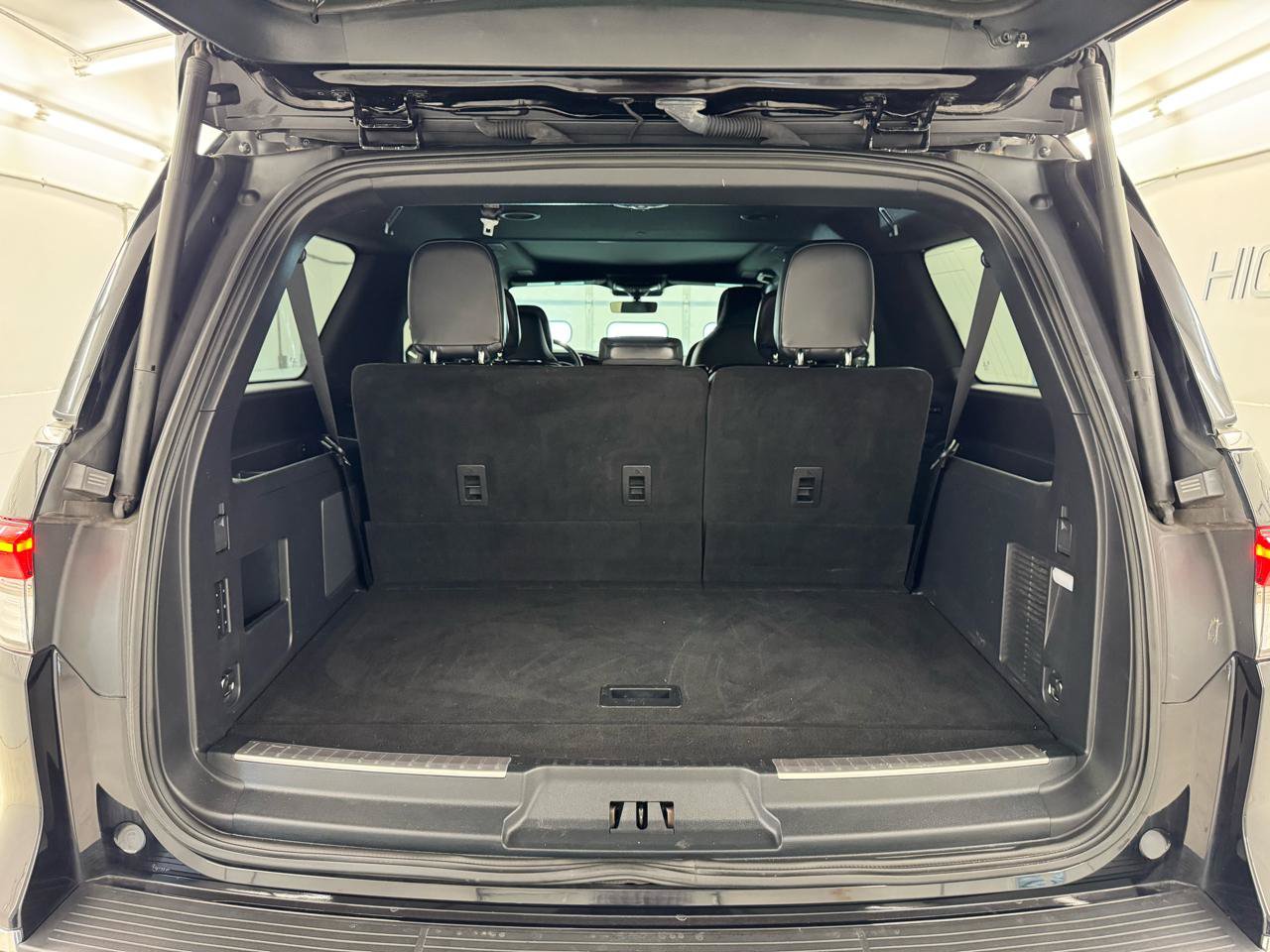 Used 2023 Lincoln Navigator L Reserve AWD/4WD image 6