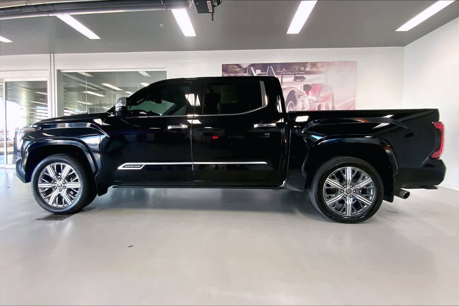 Used 2023 Toyota Tundra Capstone image 3