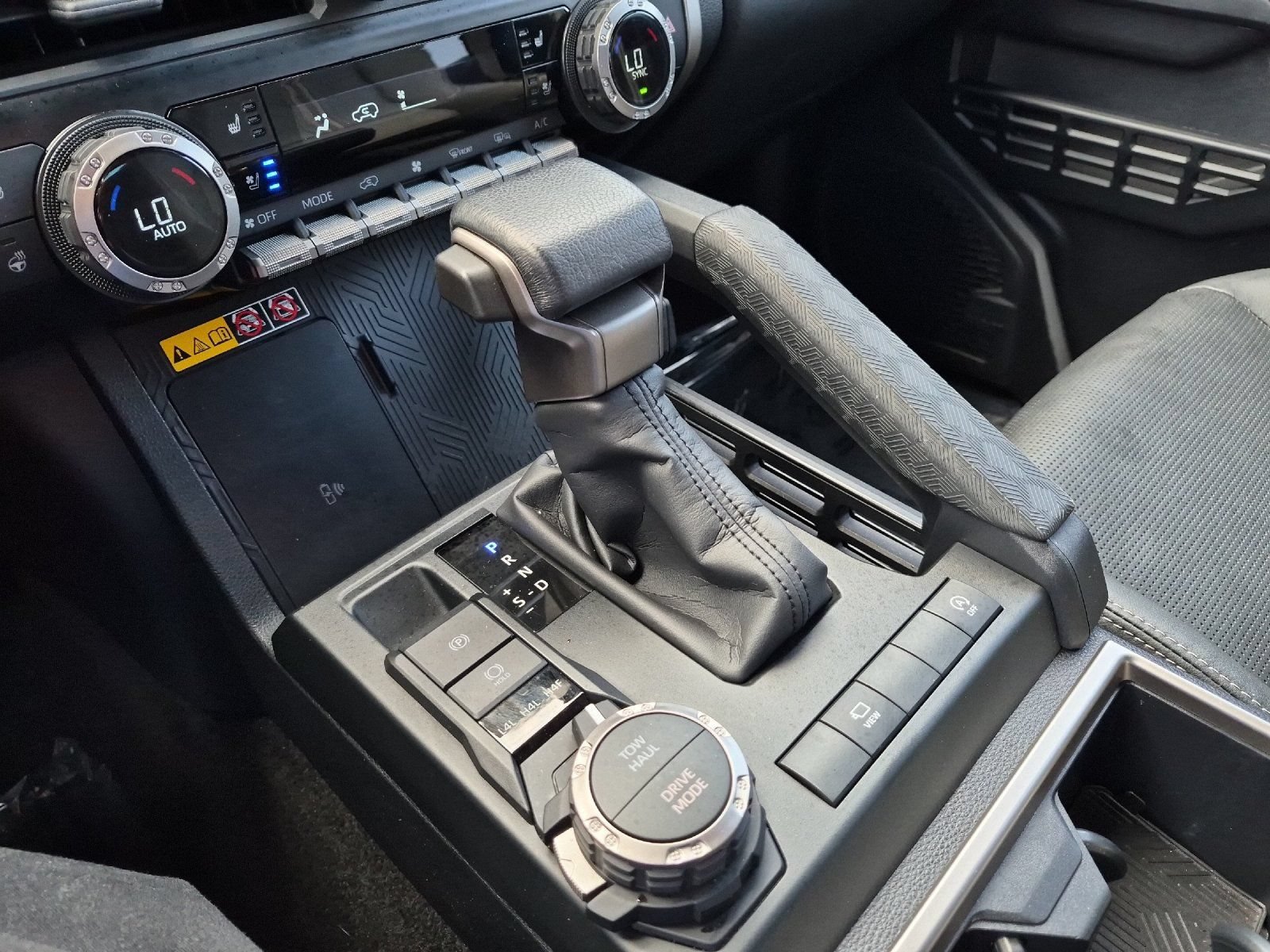 Certified 2025 Toyota 4Runner Limited AWD/4WD image 21