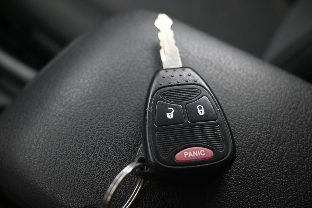 Used 2014 Jeep Patriot Sport w/ Power Value Group AWD/4WD image 25