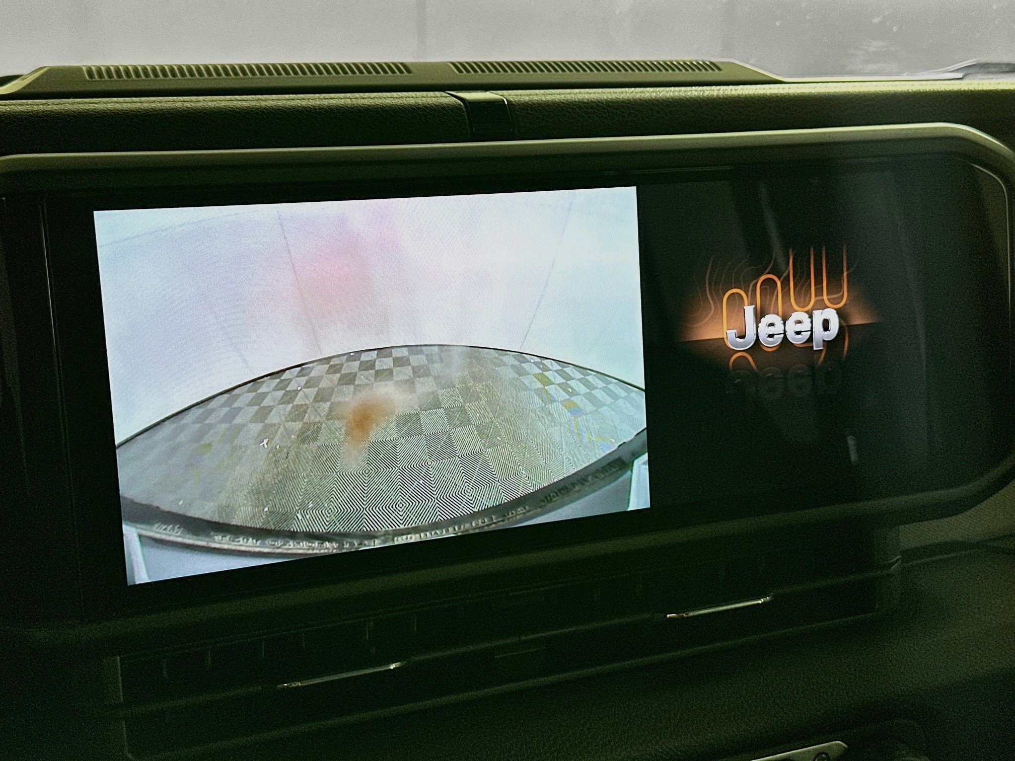Used 2024 Jeep Wrangler Unlimited AWD/4WD image 21