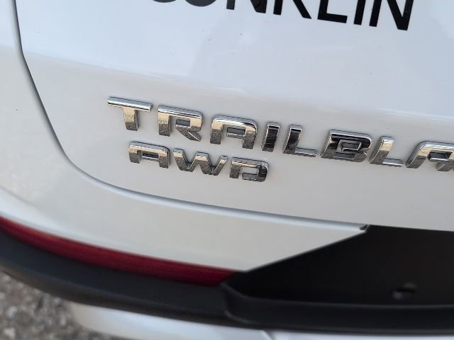 Used 2024 Chevrolet TrailBlazer LT w/ LT Cold Weather Package image 19