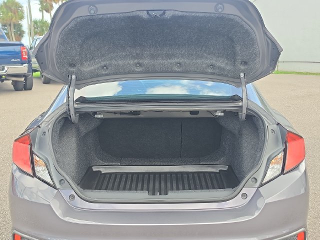 Used 2016 Honda Civic Touring image 7