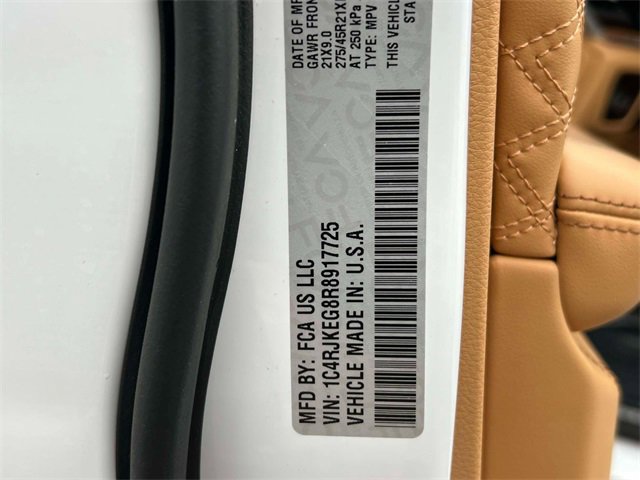 Certified 2024 Jeep Grand Cherokee L Summit image 23