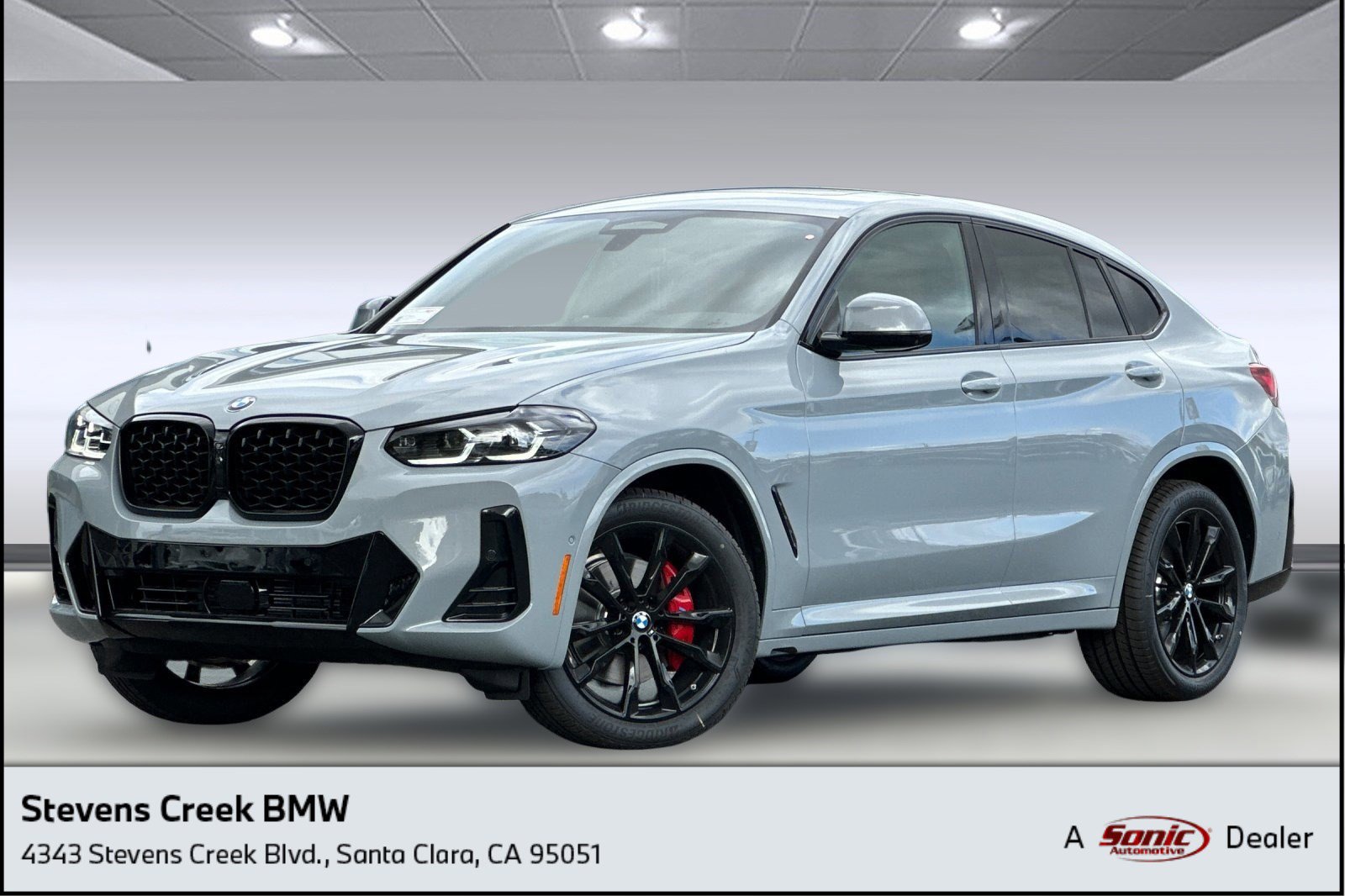 New 2025 BMW X4 xDrive30i w/ Premium Package