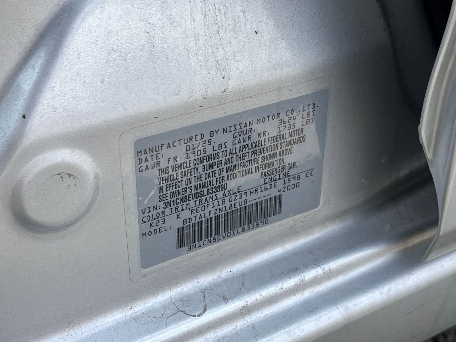 Used 2025 Nissan Versa SV image 24