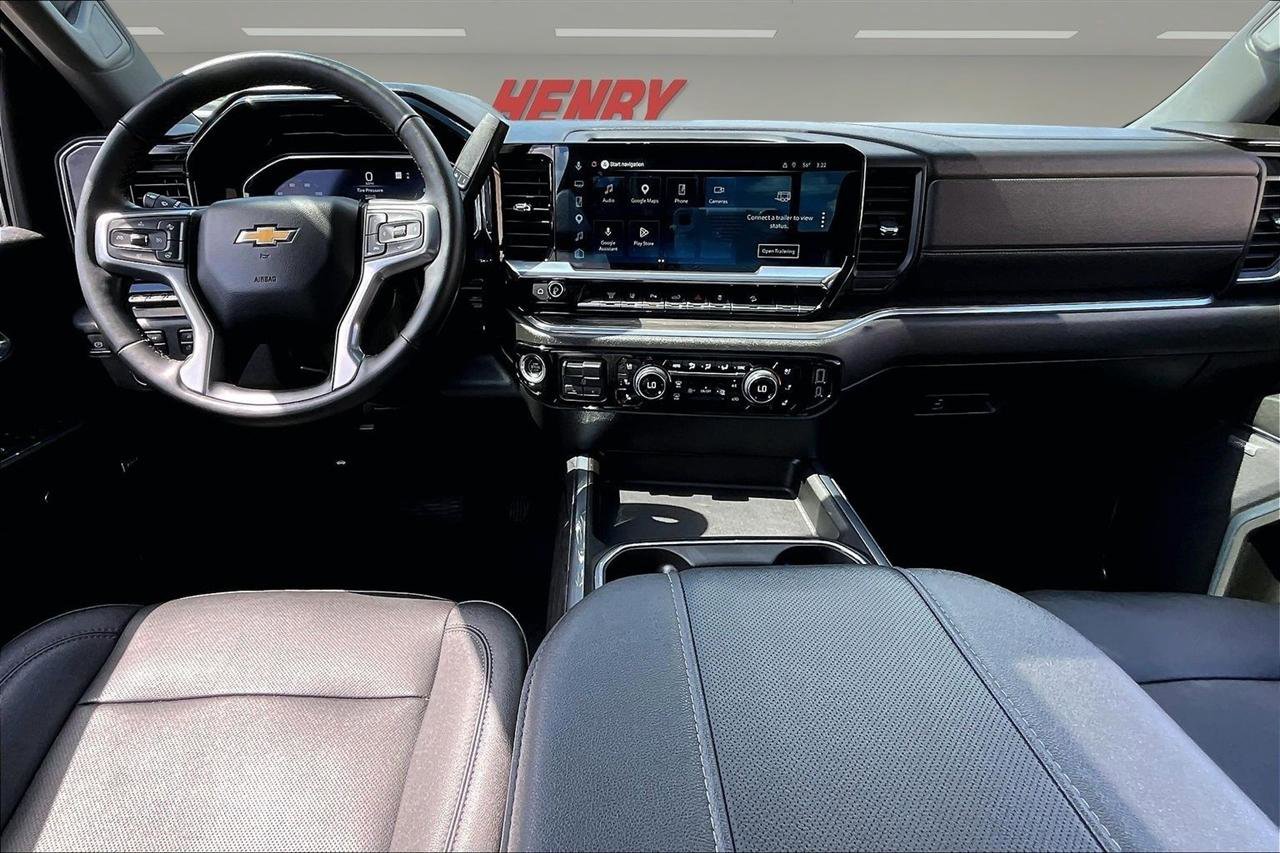 Used 2024 Chevrolet Silverado 3500 LTZ w/ LTZ Premium Package AWD/4WD image 9