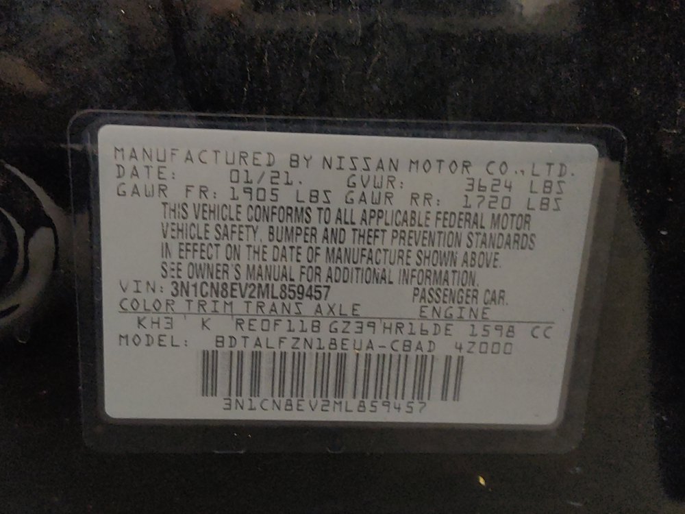 Used 2021 Nissan Versa SV FWD image 33